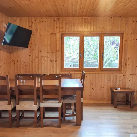 Casita De Madera Holiday home Girona