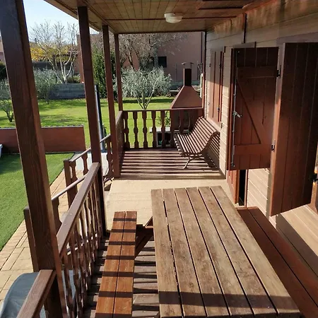 Casita De Madera Girona