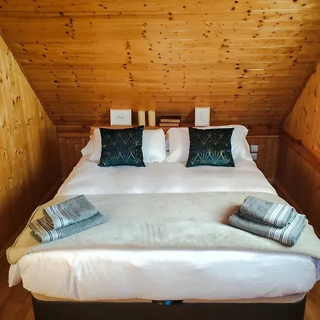 Holiday home Casita De Madera Girona